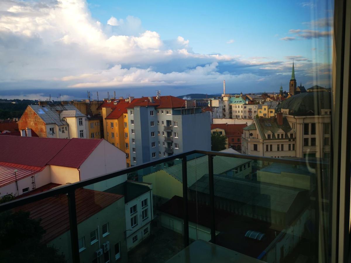 Kavi Apartments #3, Top City View! Plzen Exterior photo